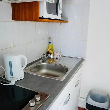 Beaux Sur Les Quais Apartment *
